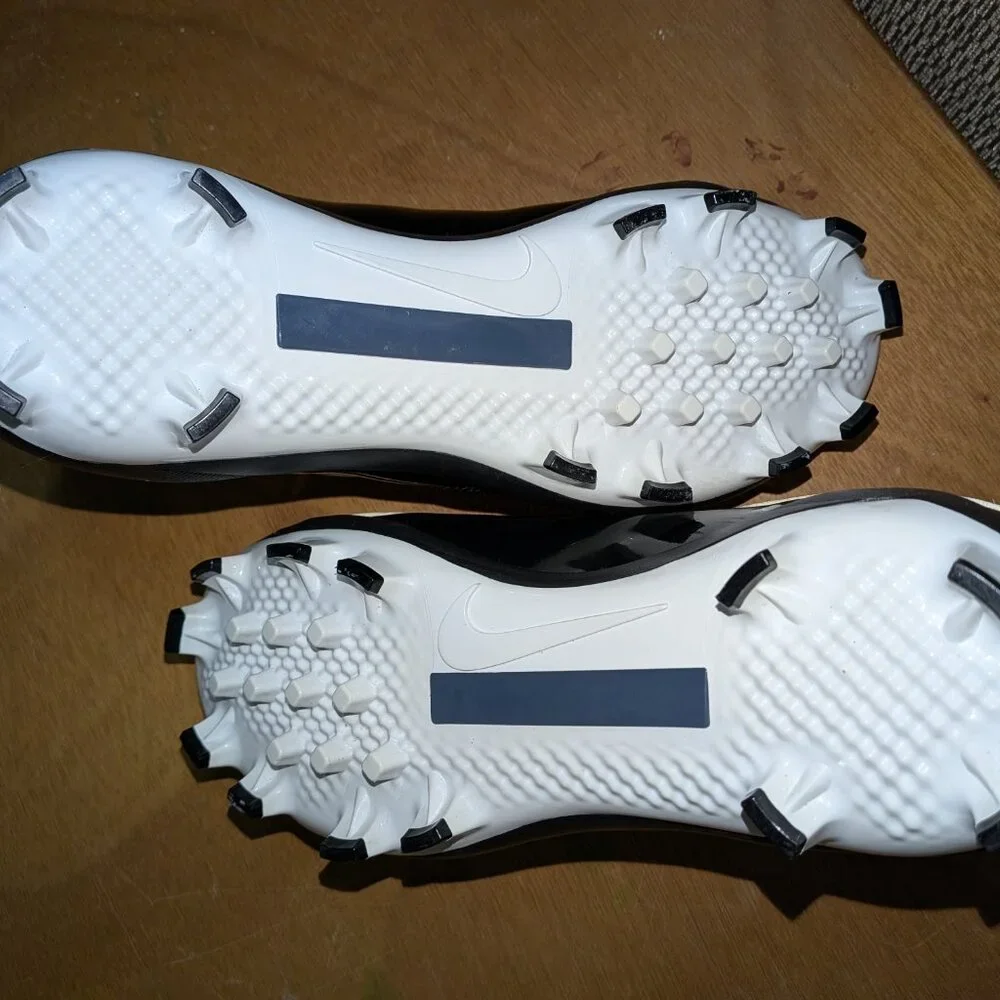 Men's Jordan 13 cleats - Picture 3 of 4